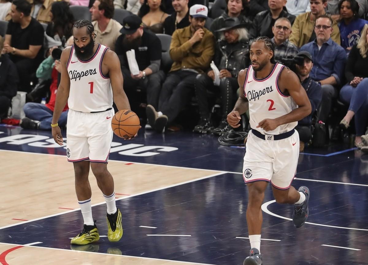 包含快船险胜凯尔特人,乔治神奇绝杀的词条 包含快船险胜凯尔特人,乔治神奇绝杀的词条