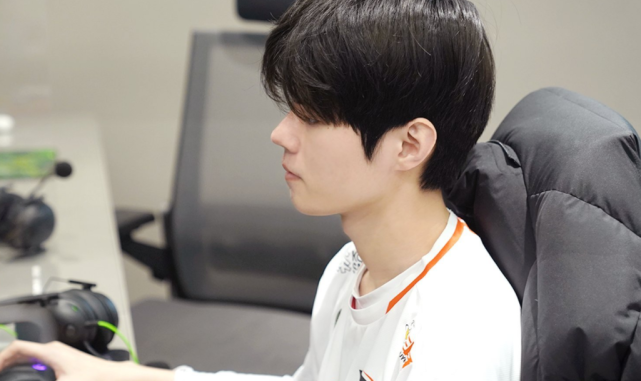 HKA横扫LGD,Deft操刀奇招英雄翻盘激烈交锋成都决赛之夜,成为赛场最大亮点的简单介绍 HKA横扫LGD,Deft操刀奇招英雄翻盘激烈交锋成都决赛之夜,成为赛场最大亮点的简单介绍