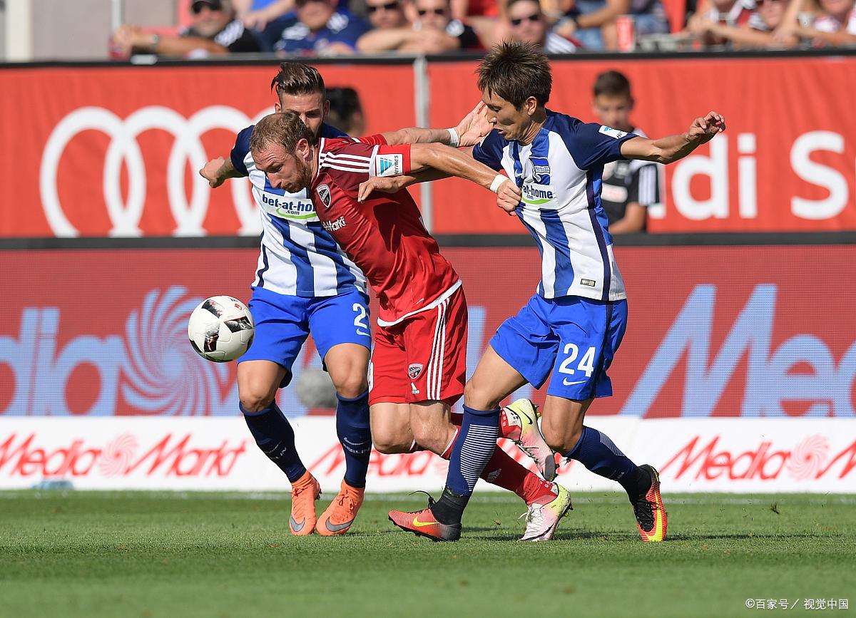 柏林赫塔后卫态度积极,防守稳固的简单介绍 柏林赫塔后卫态度积极,防守稳固的简单介绍