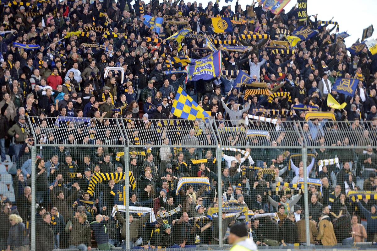 爵士队在季后赛中力挽狂澜