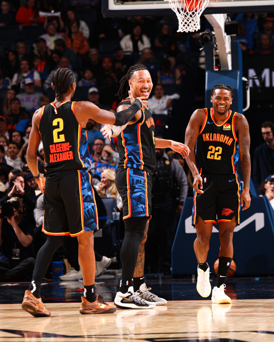 世俱杯-爵士主场大胜篮网,全队发挥出色