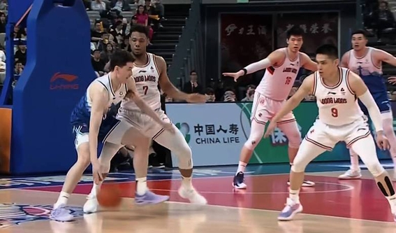 全明星团队合作默契,战术打法相互配合的简单介绍 全明星团队合作默契,战术打法相互配合的简单介绍