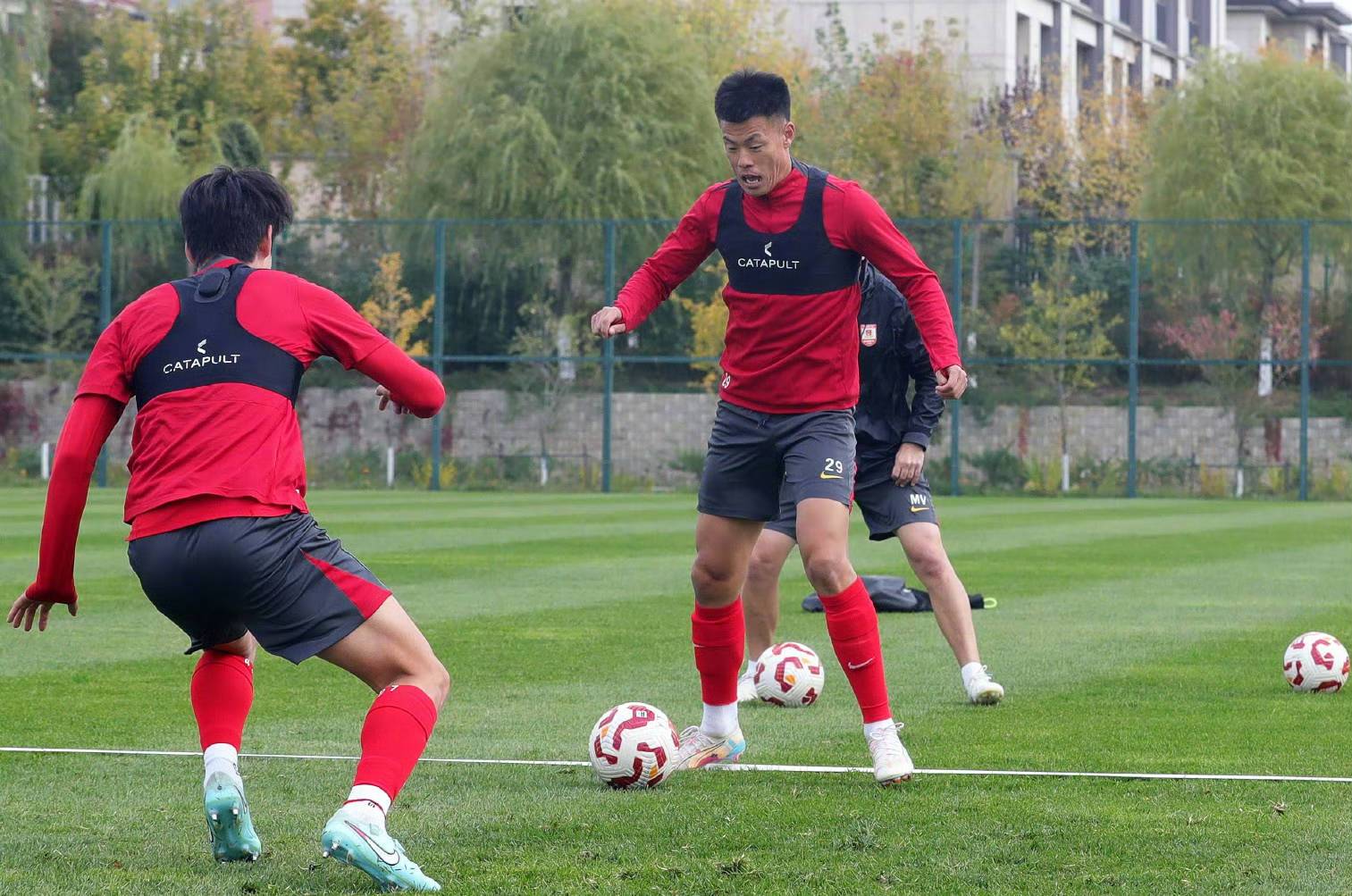 保级球队取得关键胜利,保级前景一片光明 保级球队取得关键胜利,保级前景一片光明