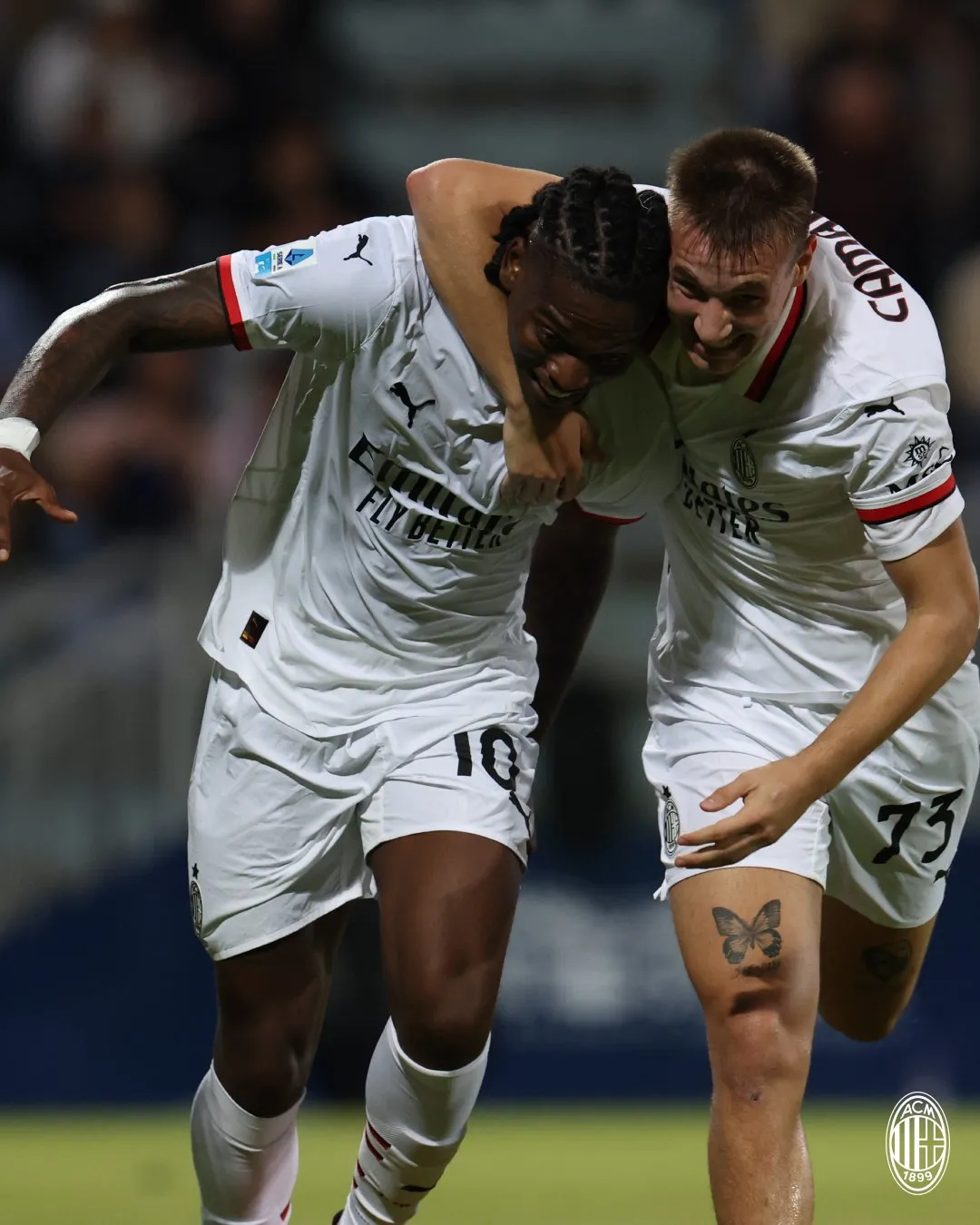 卡利亚里球员柯林辛加盟意甲球队 卡利亚里球员柯林辛加盟意甲球队