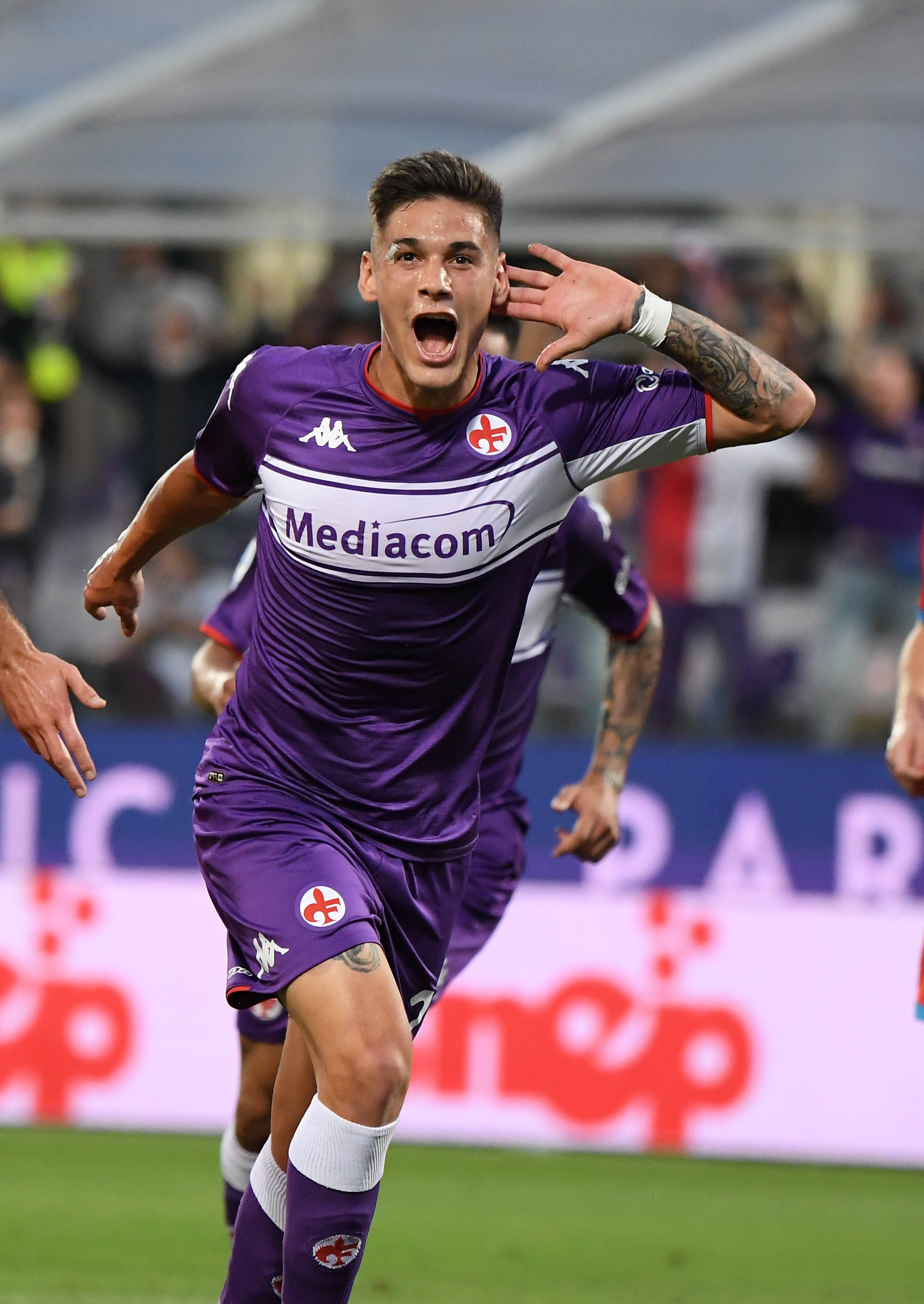 世俱杯赛程-意甲东区德比再上演，激情四射的对决