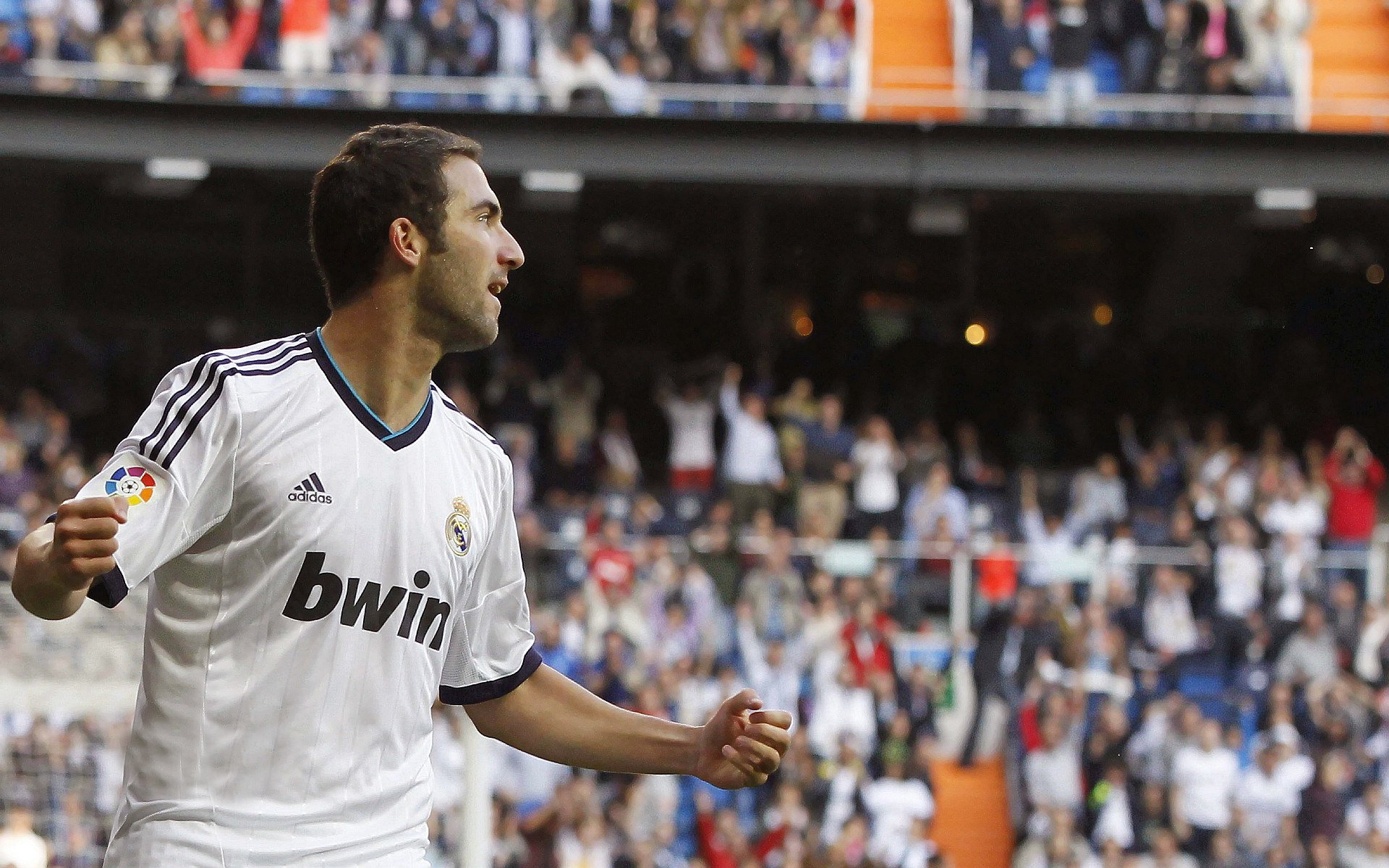 世俱杯决赛-绝杀之夜的叹息，弗拉霍维奇完美答卷，难挡巴萨补时利刃刺穿曼联