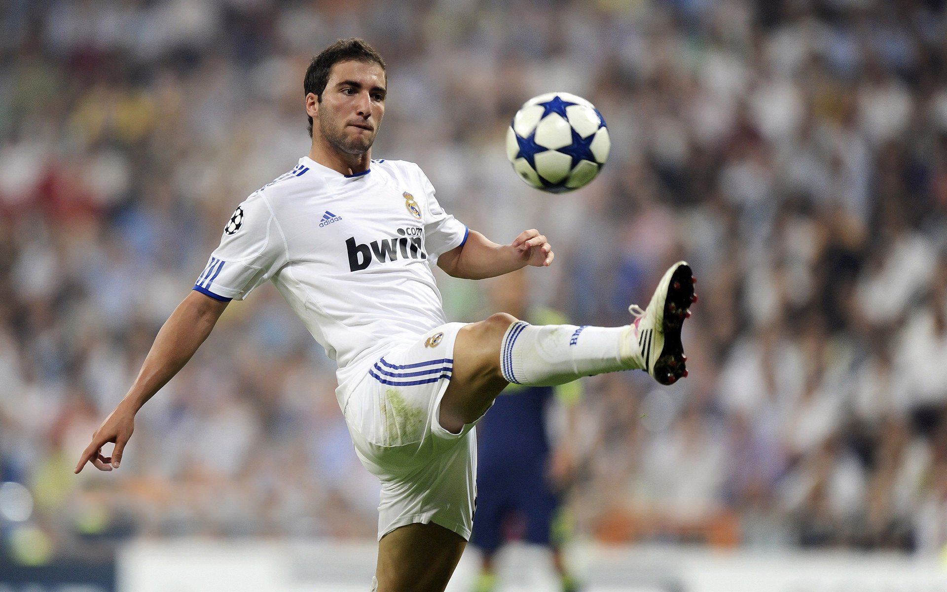 南美狂飙逆转东欧铁骑—若日尼奥火热难阻哥伦比亚神奇翻盘